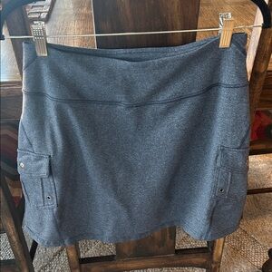 Athleta navy skort size small with utility pockets